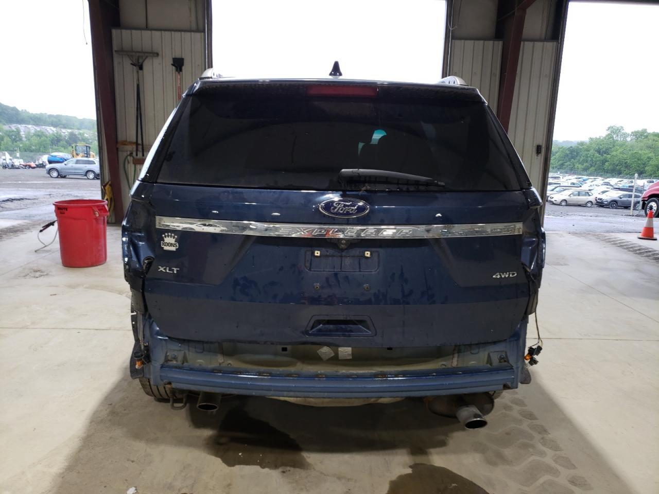 2017 Ford Explorer Xlt - Фото 6