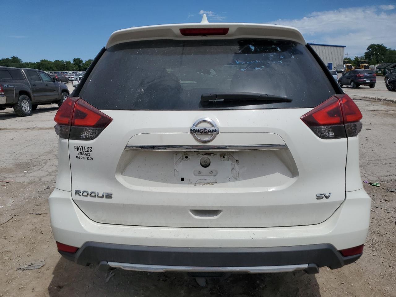 2017 Nissan Rogue S - Фото 6
