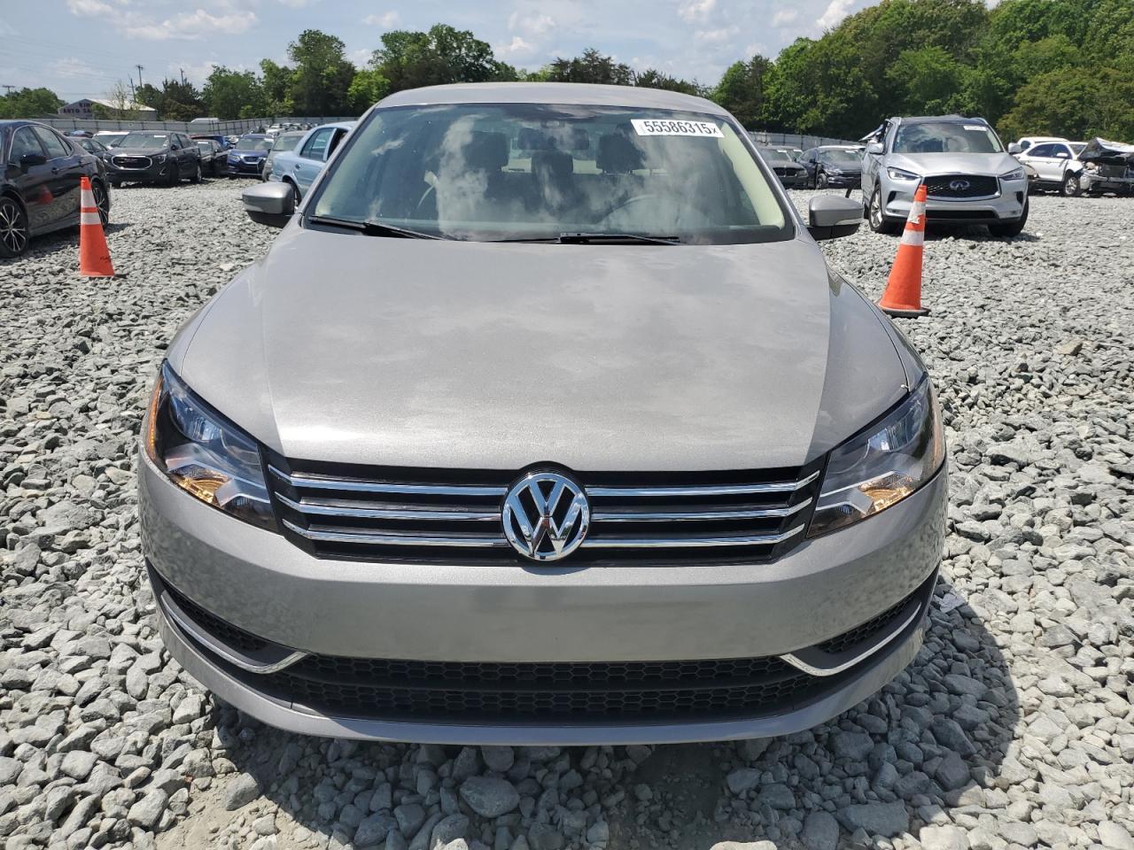2013 Volkswagen Passat S - Image 5