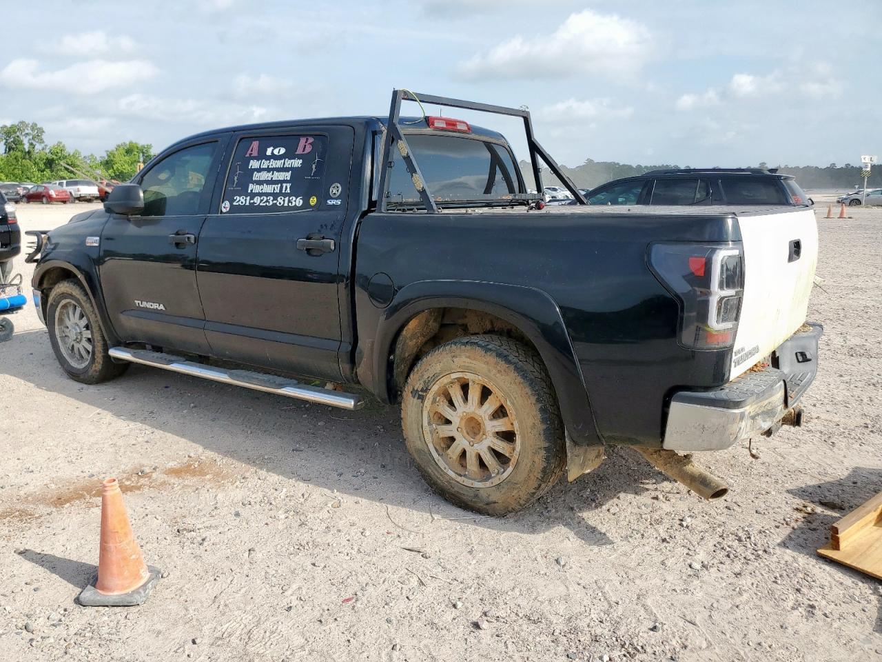 2012 Toyota Tundra Crewmax Sr5 - Image 2