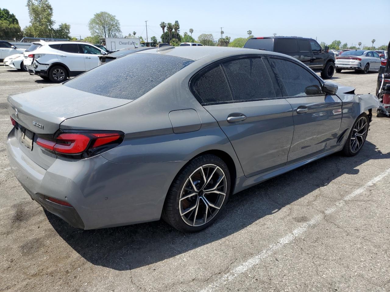 2021 BMW 540 I - Фото 3
