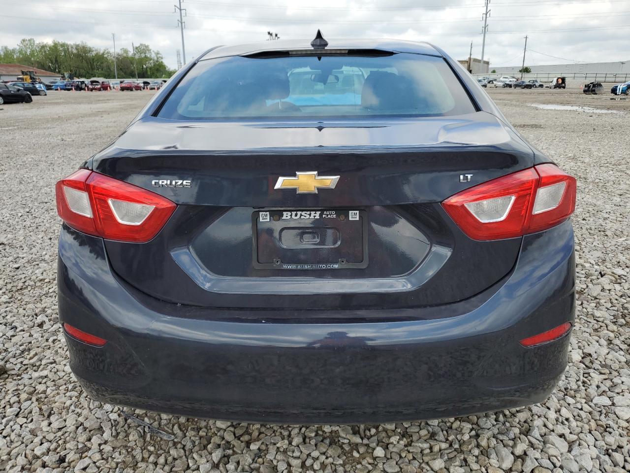 2016 Chevrolet Cruze Lt - Image 6