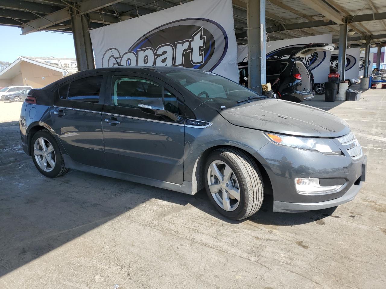 2013 Chevrolet Volt - Image 4