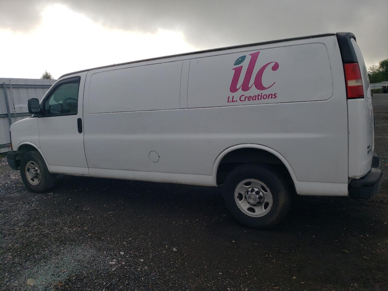 2011 Chevrolet Express G2500 - Фото 2