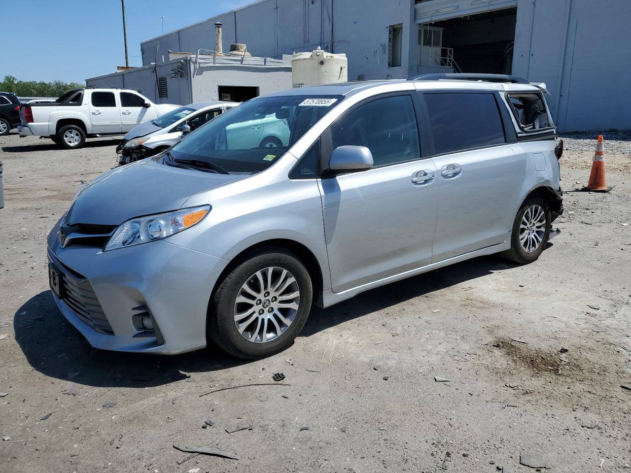 2020 Toyota Sienna Xle 8-Passenger