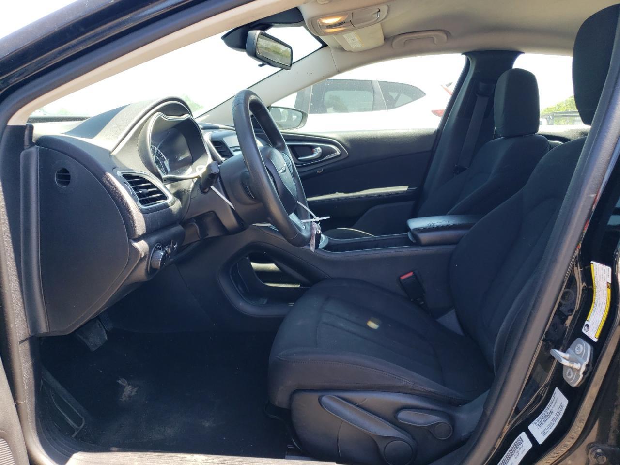 2016 Chrysler 200 Limited - Фото 7