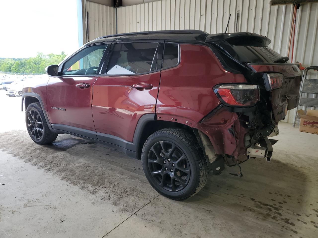 2022 Jeep Compass Latitude - Фото 2