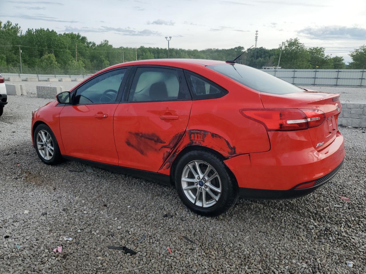 2016 Ford Focus Se - Фото 2