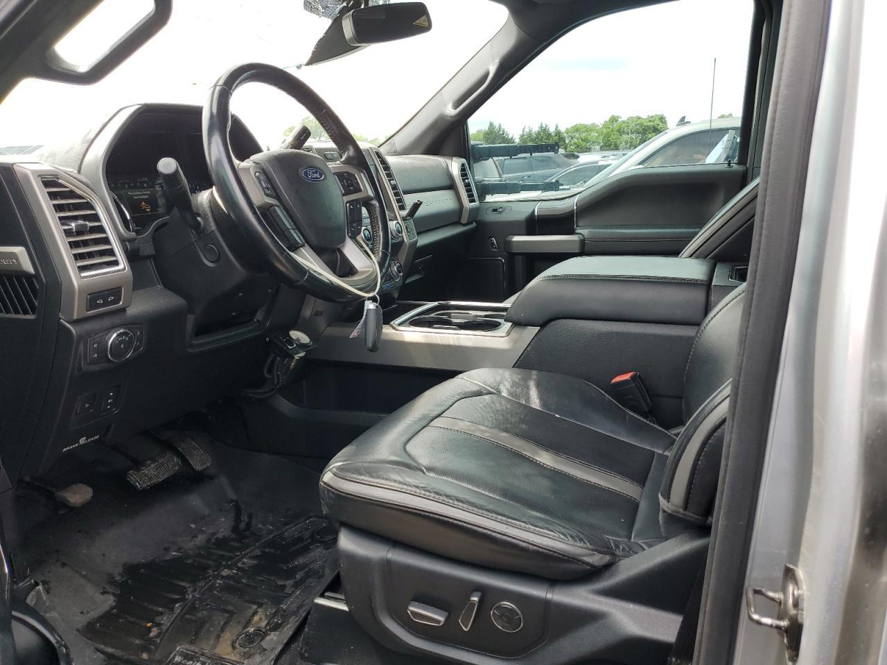 2018 Ford F250 Super Duty - Фото 7