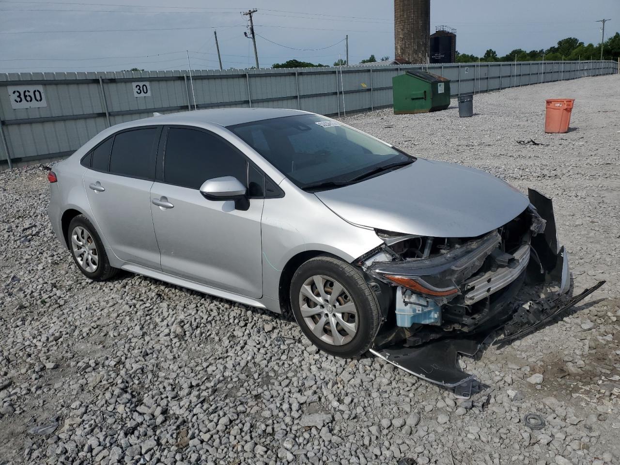 2021 Toyota Corolla Le - Фото 4