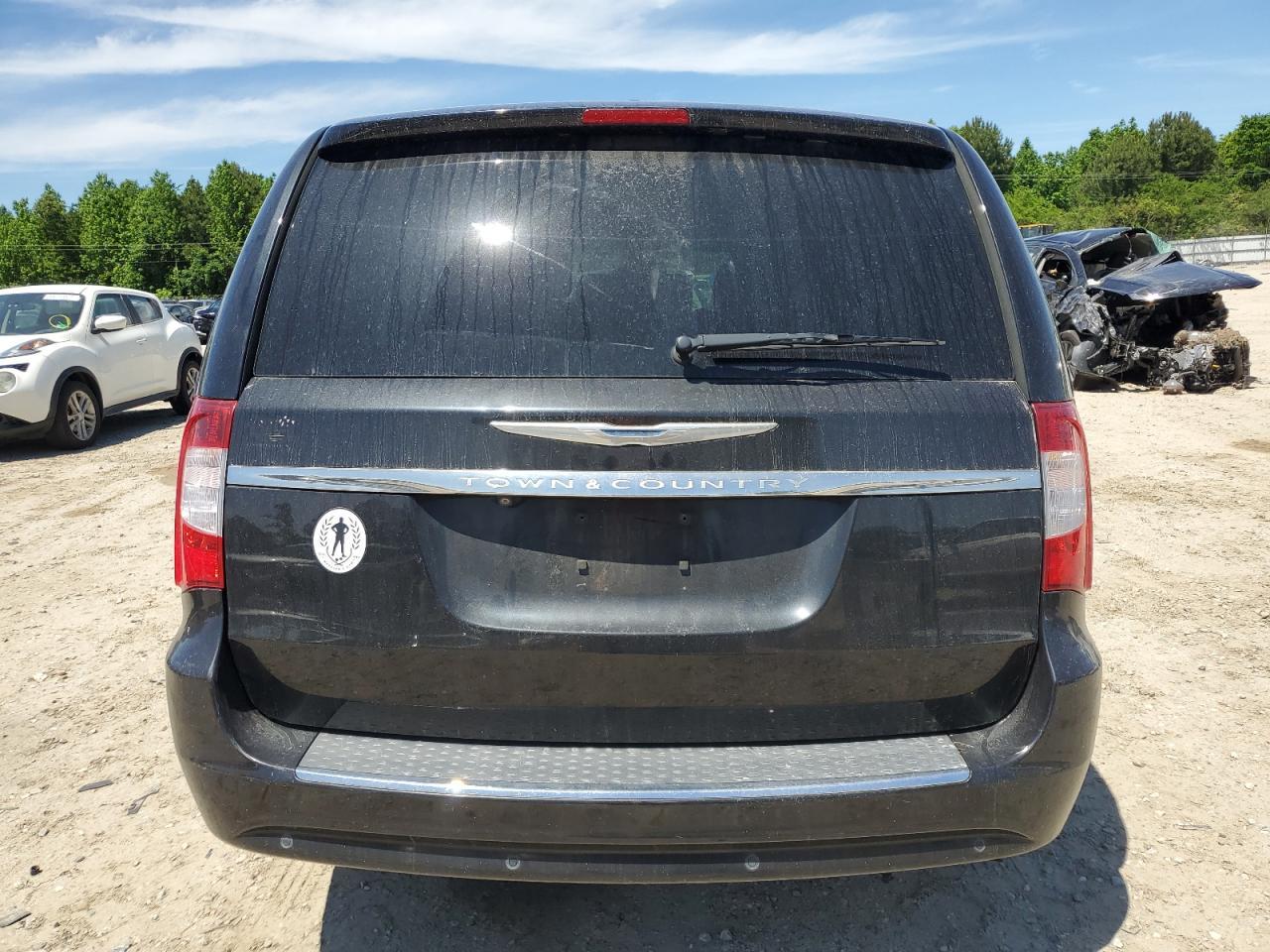 2014 Chrysler Town & Country Touring L - Фото 6