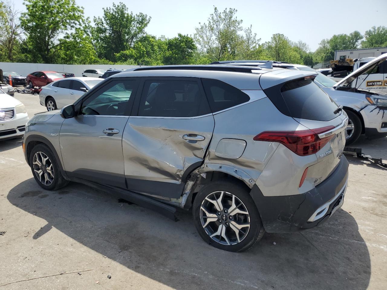 2023 Kia Seltos Ex - Image 2