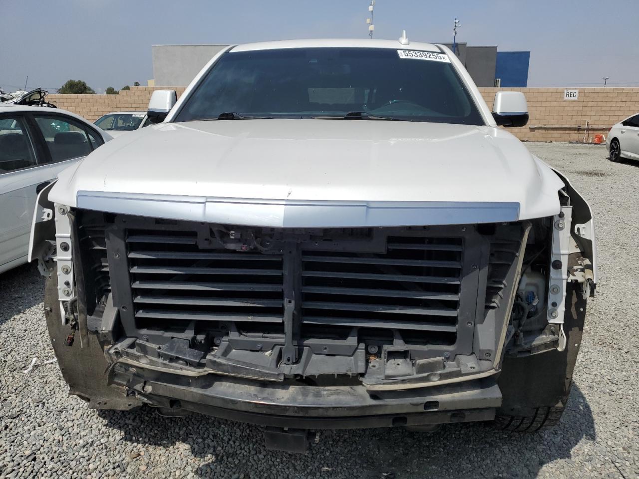 2018 Cadillac Escalade Platinum - Image 5