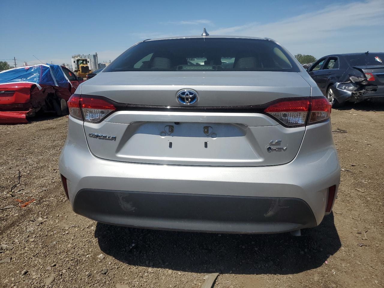 2025 Toyota Corolla Le - Фото 6