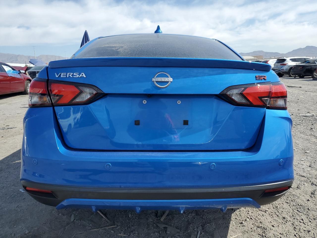 2023 Nissan Versa Sr - Image 6