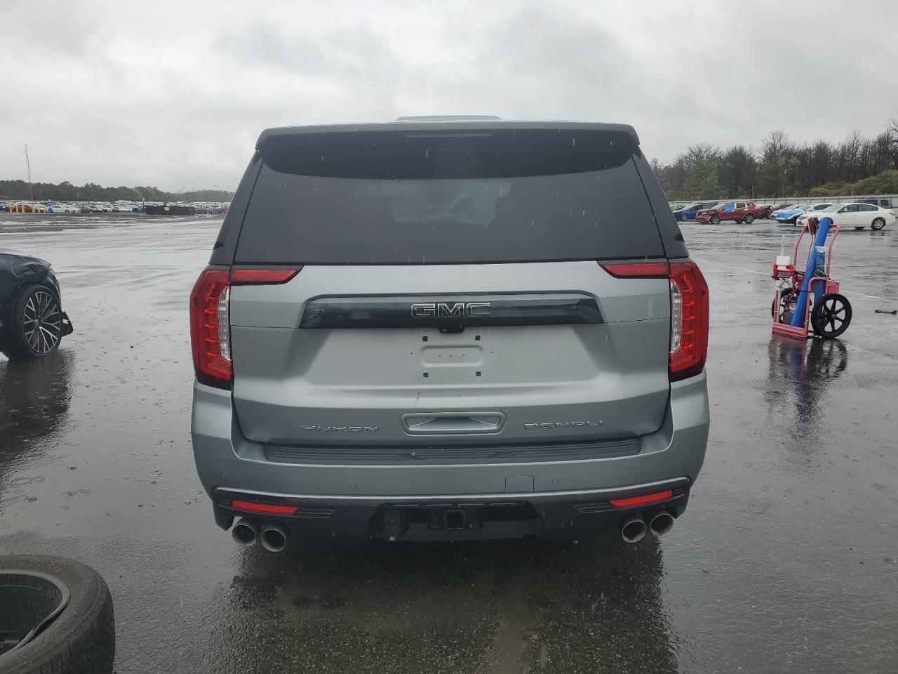 2023 GMC Yukon Denali Ultimate - Фото 6
