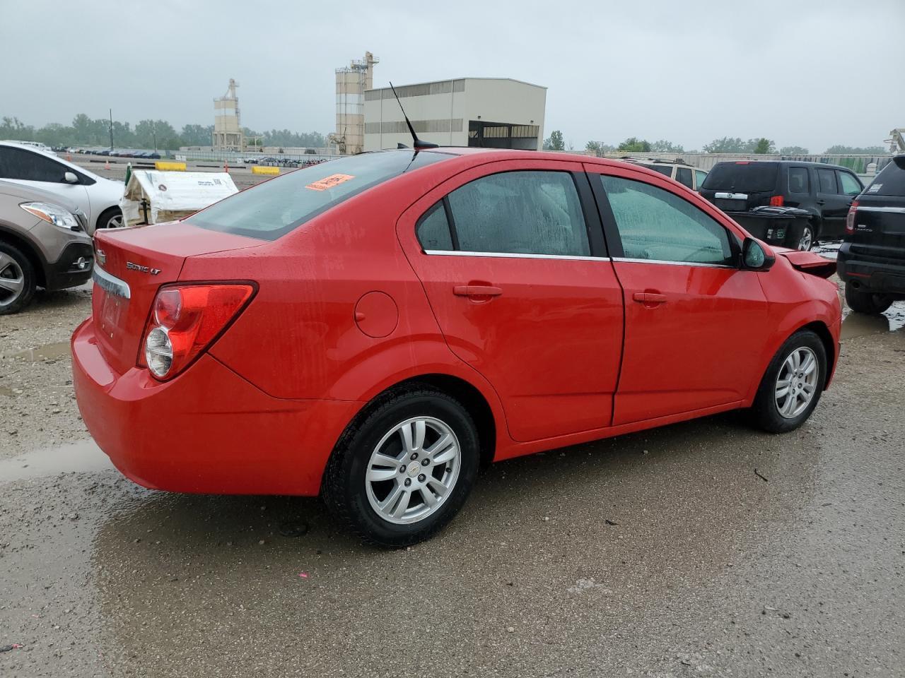 2012 Chevrolet Sonic Lt - Фото 3