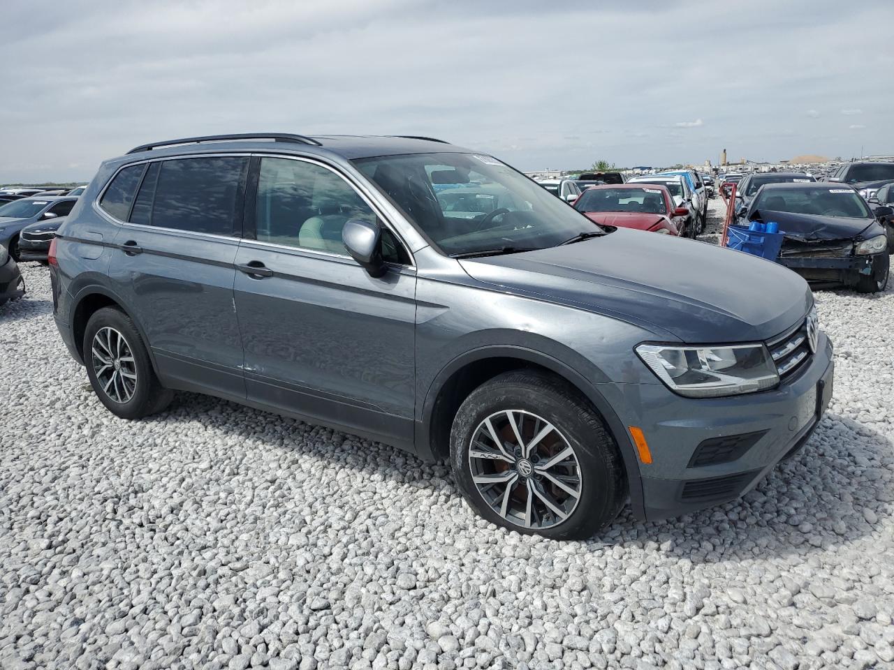 2019 Volkswagen Tiguan Se - Image 4