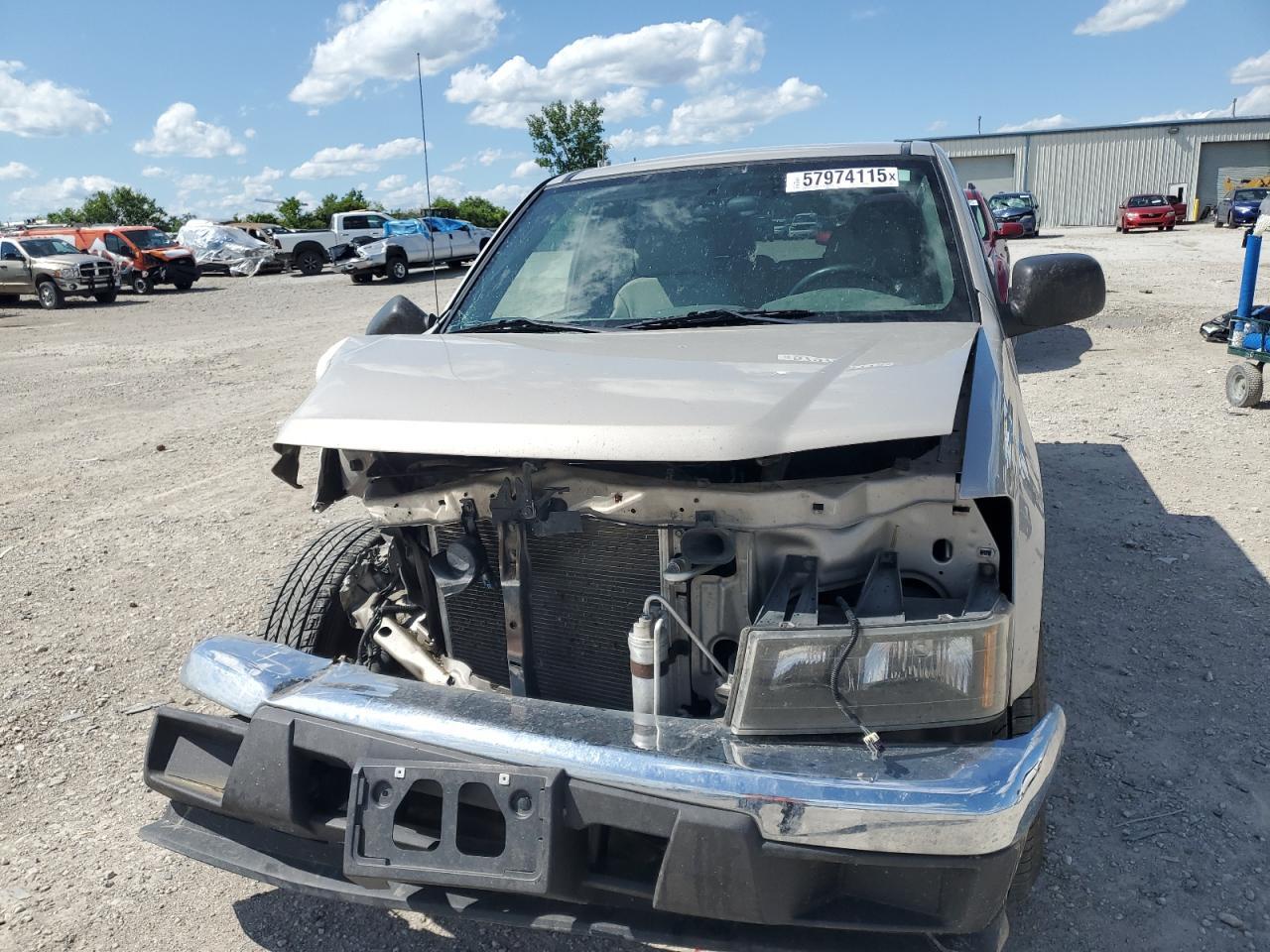 2004 Chevrolet Colorado - Фото 5