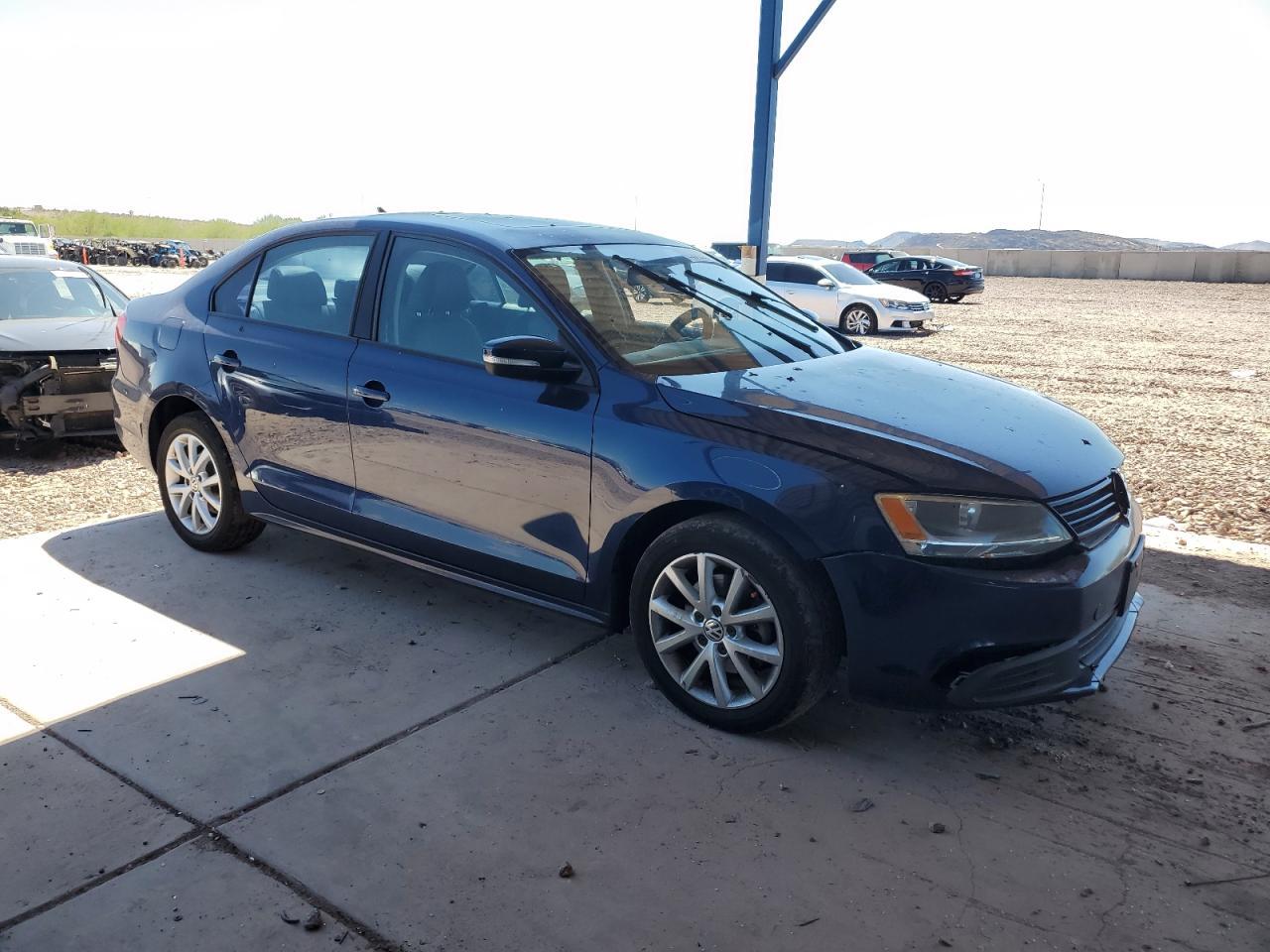 2011 Volkswagen Jetta Se - Image 4