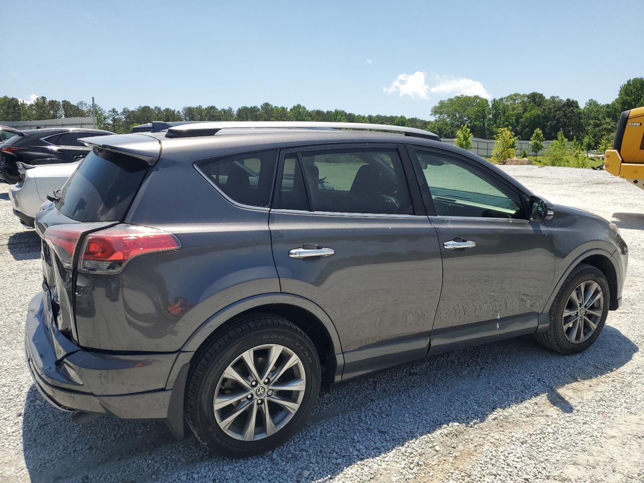 2017 Toyota Rav4 Limited - Фото 3