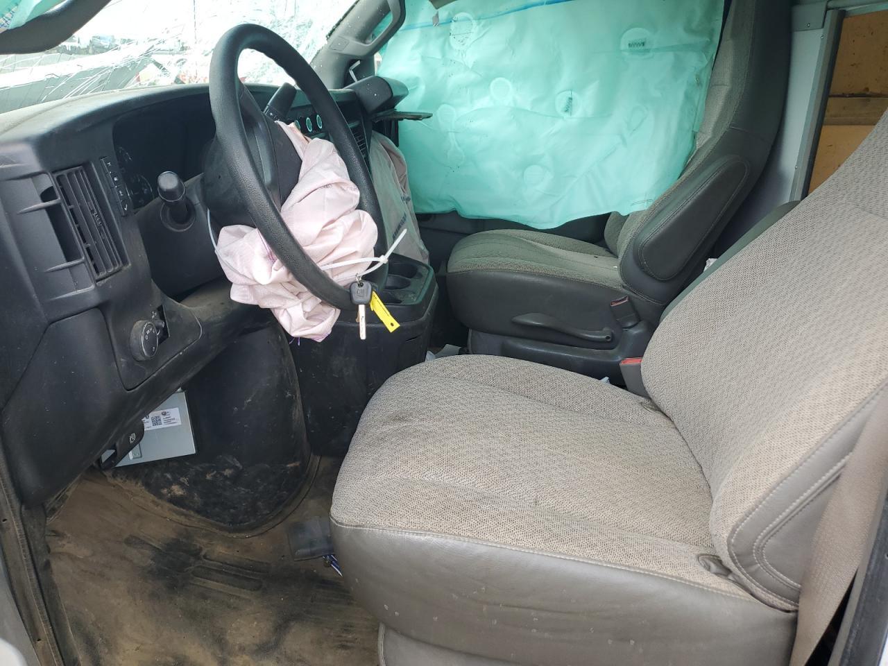 2018 Chevrolet Express G3500 - Image 7