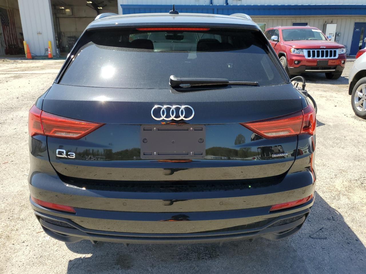 2025 Audi Q3 Premium S Line 45 - Фото 6
