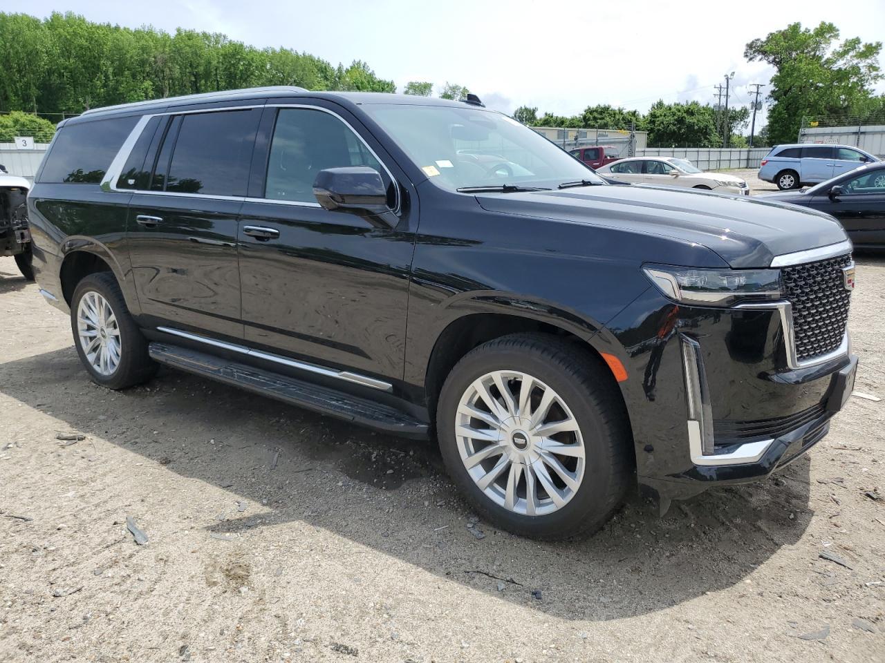 2022 Cadillac Escalade Esv Luxury - Image 4