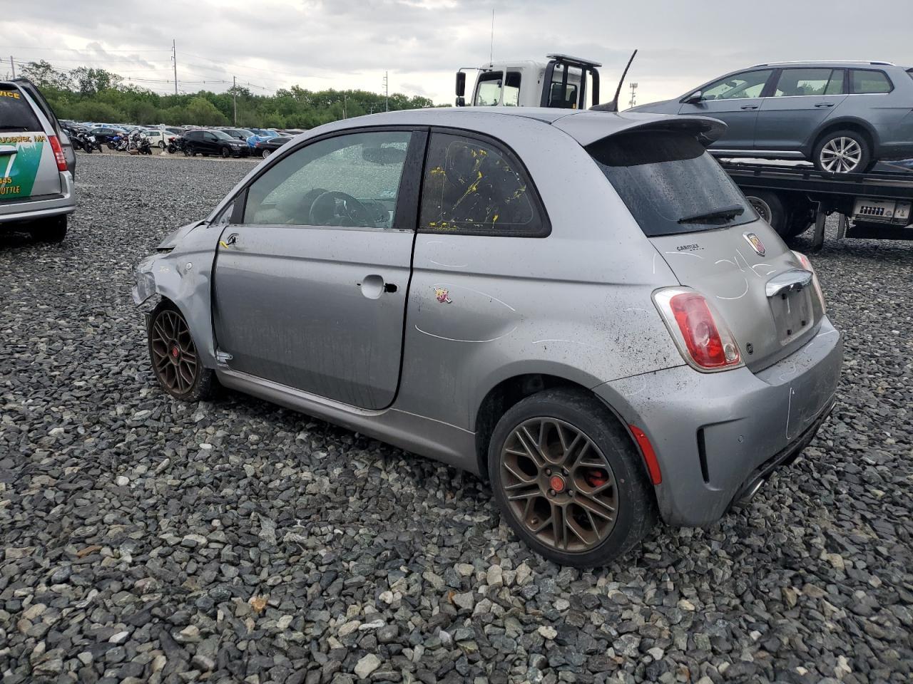 2018 Fiat 500 Abarth - Фото 2