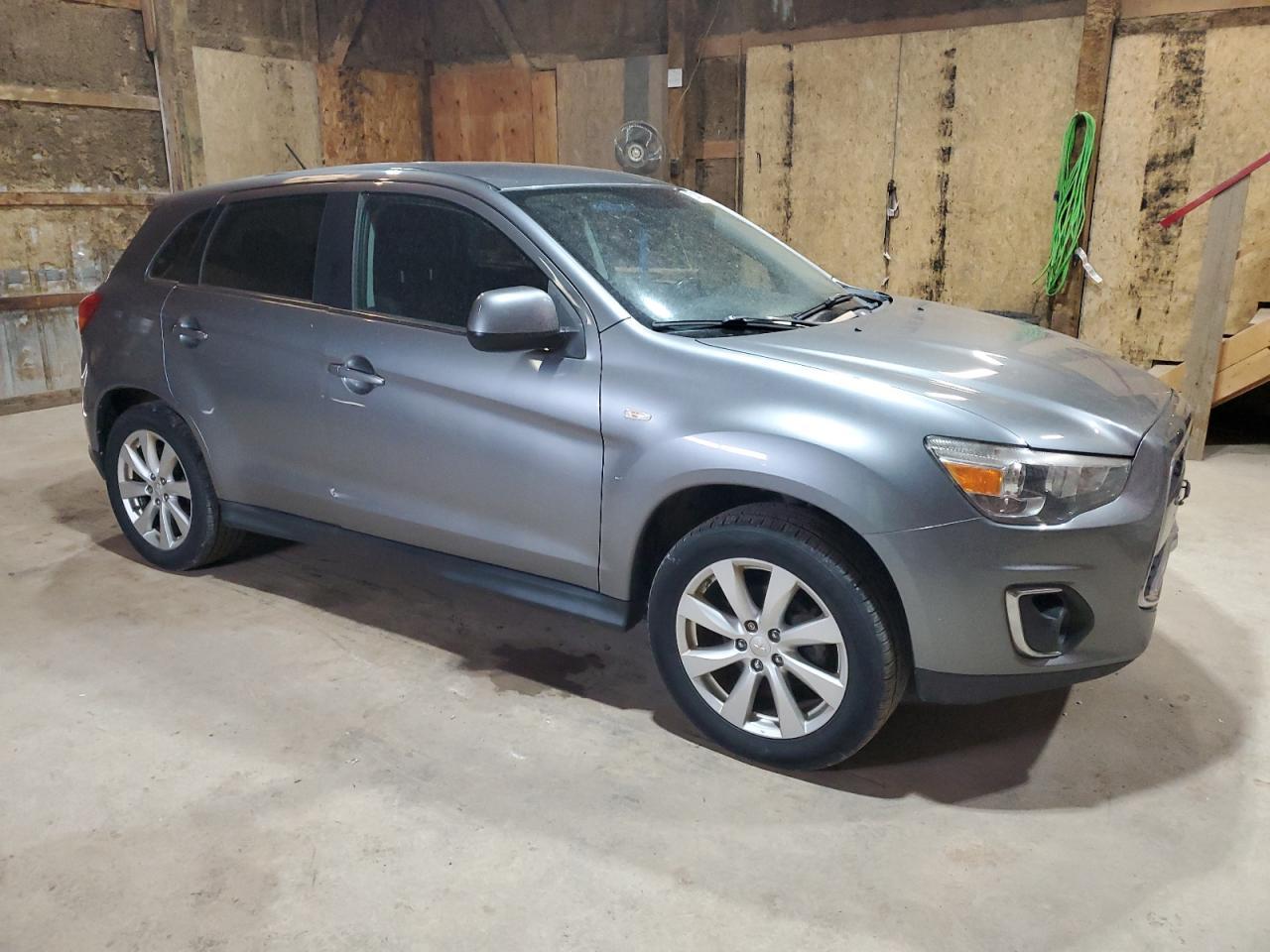 2013 Mitsubishi Outlander Sport Se - Image 4