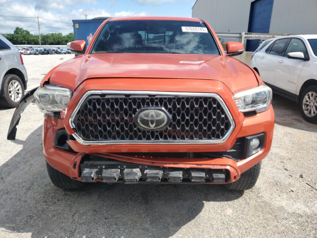 2018 Toyota Tacoma Double Cab - Image 5