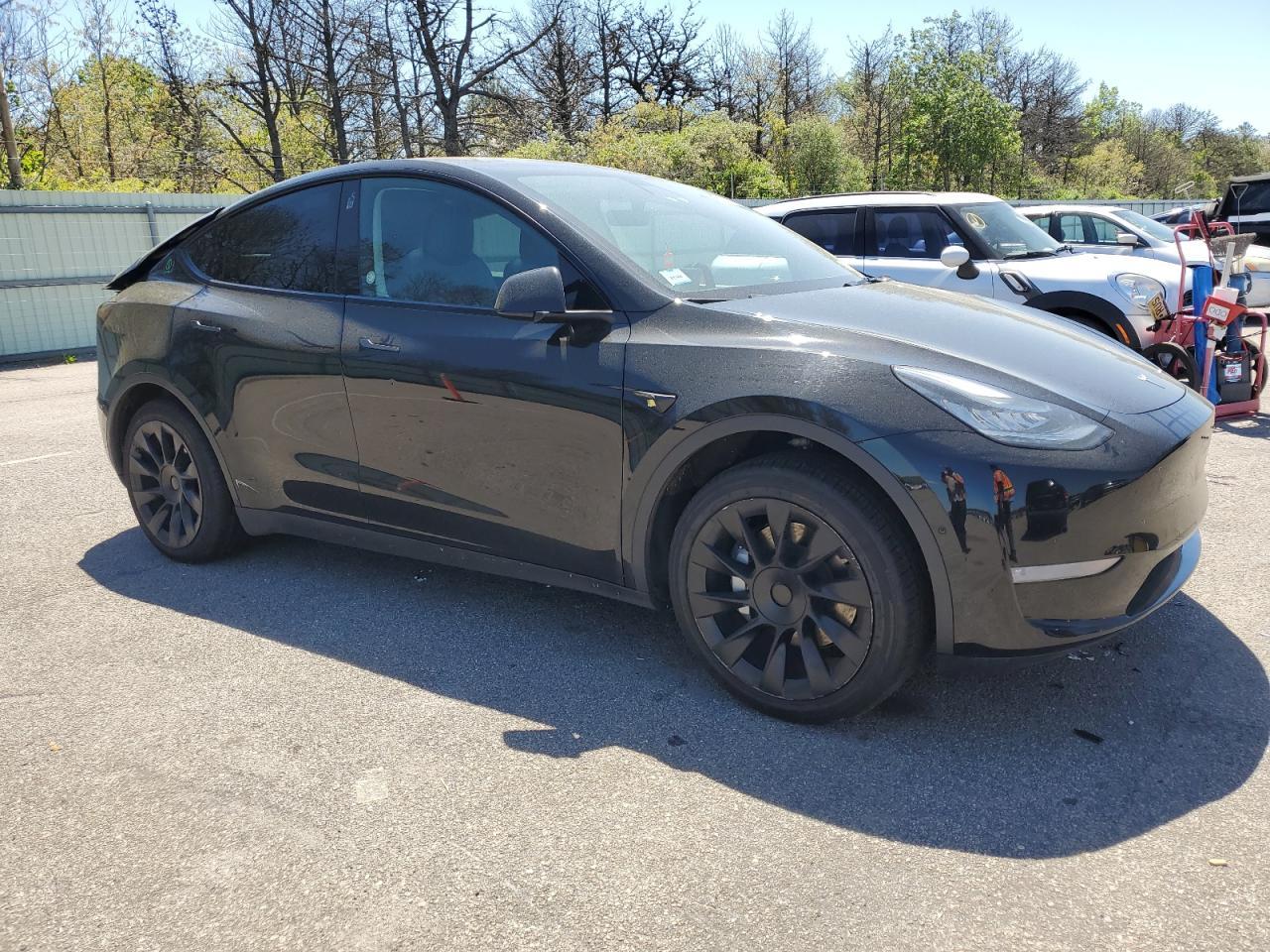 2022 Tesla Model Y - Фото 4