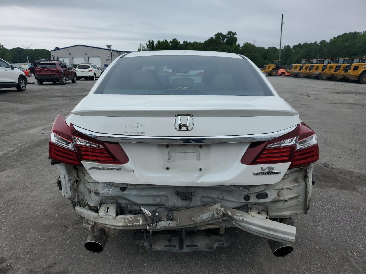 2017 Honda Accord Touring - Фото 6