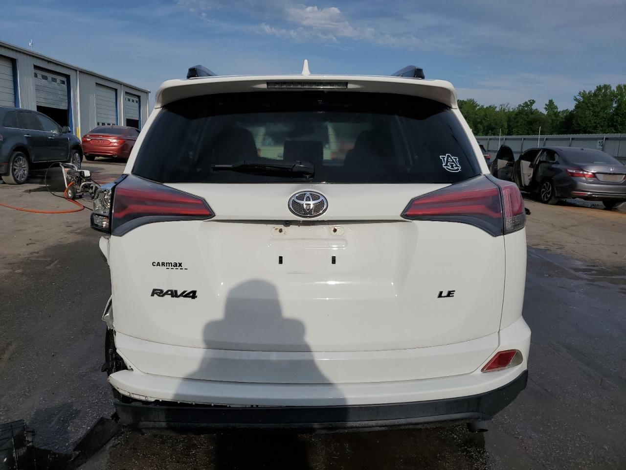 2017 Toyota Rav4 Le - Фото 6