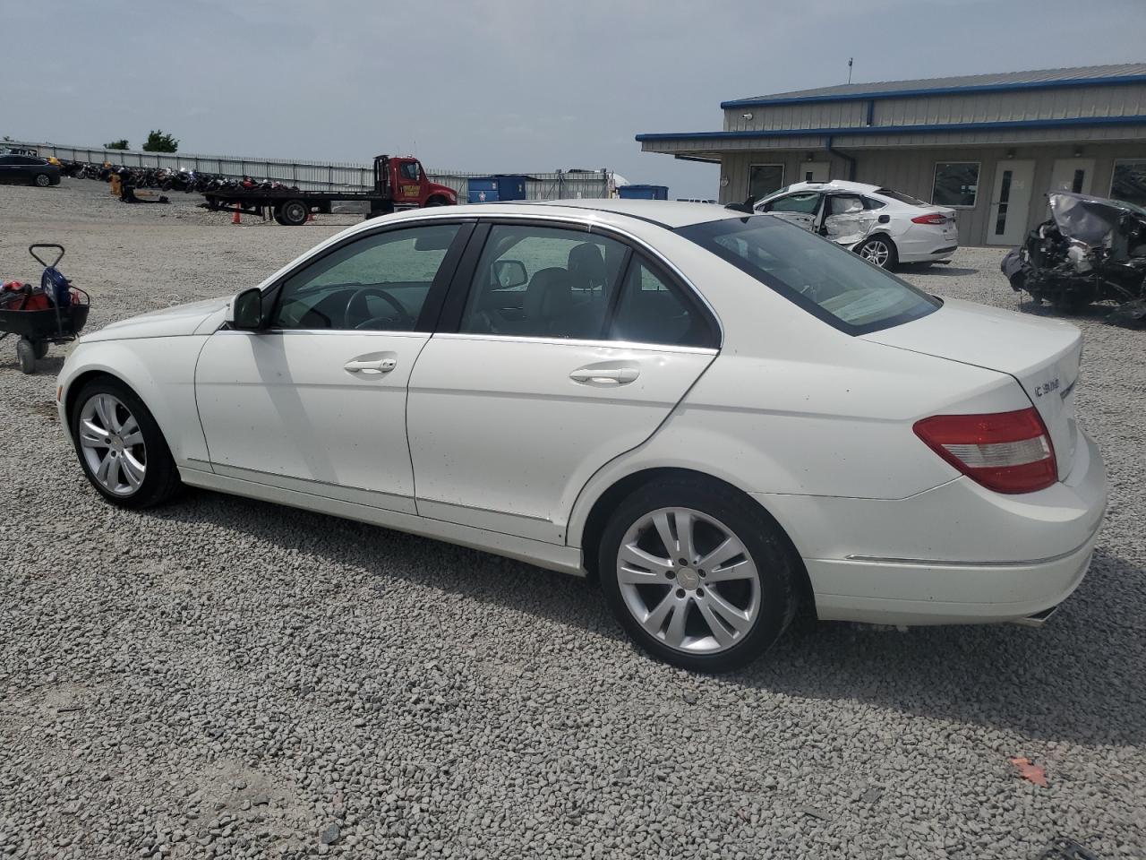 2009 Mercedes-Benz C 300 - Фото 2