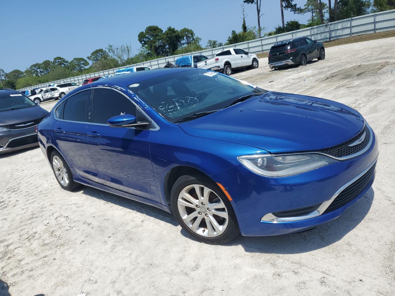 2015 Chrysler 200 Limited - Фото 4