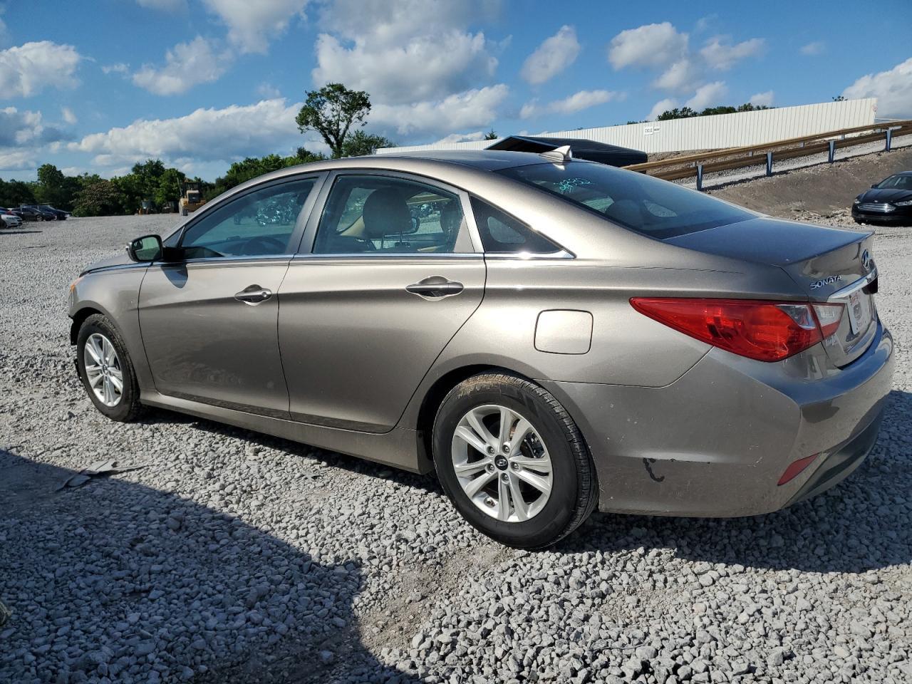 2014 Hyundai Sonata Gls - Фото 2