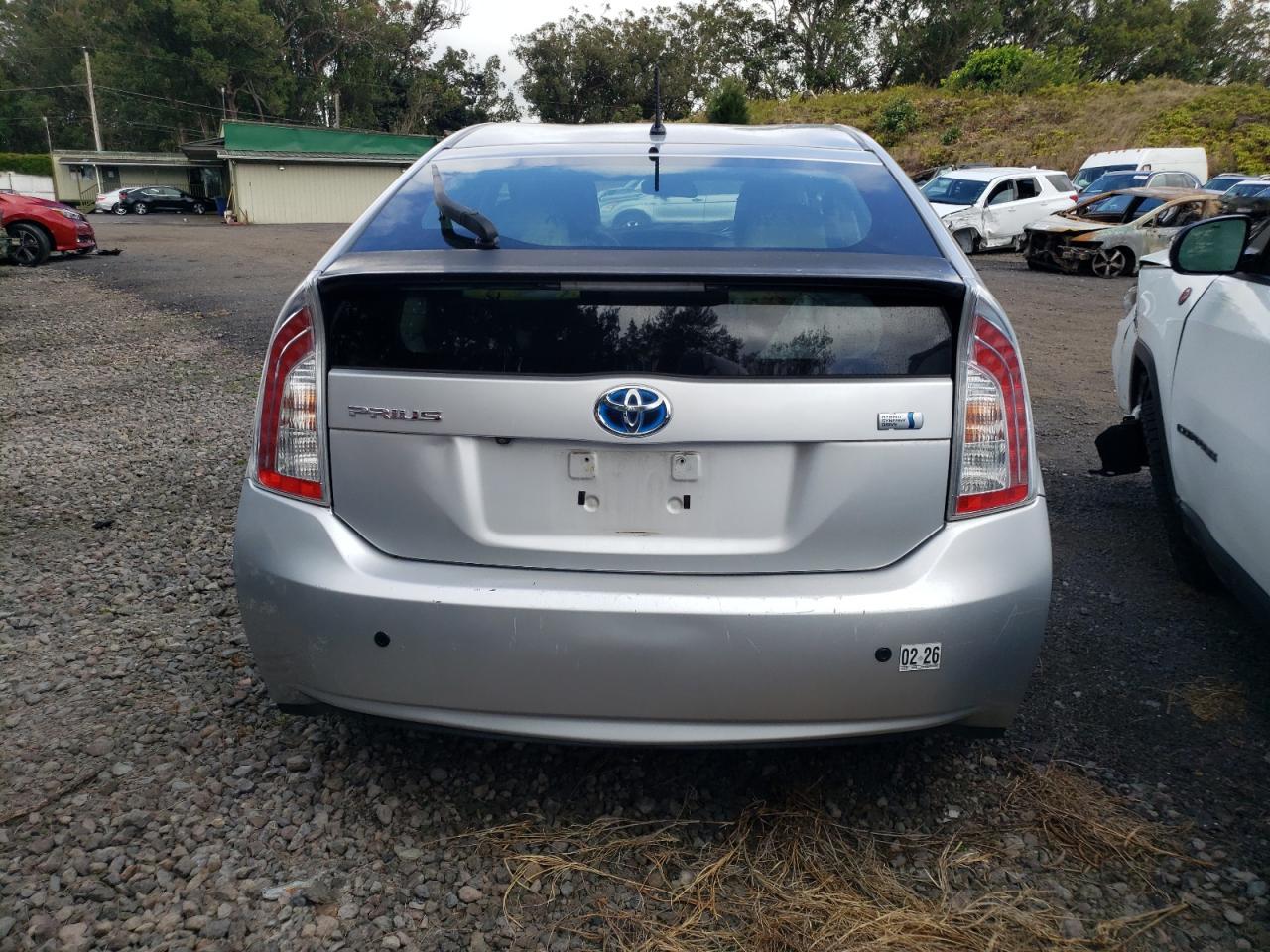 2015 Toyota Prius - Image 6