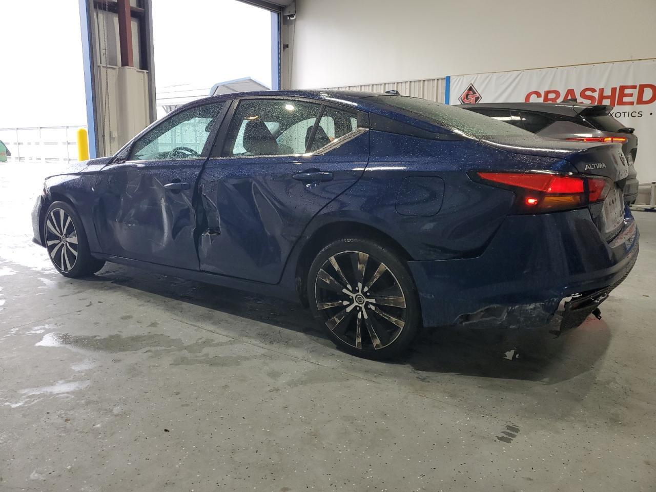 2020 Nissan Altima Sr - Фото 2