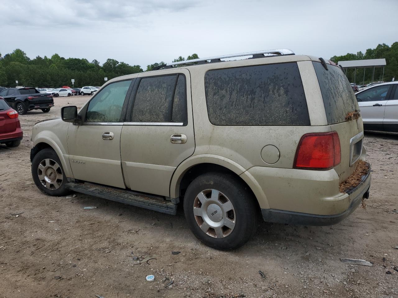 2005 Lincoln Navigator - Фото 2