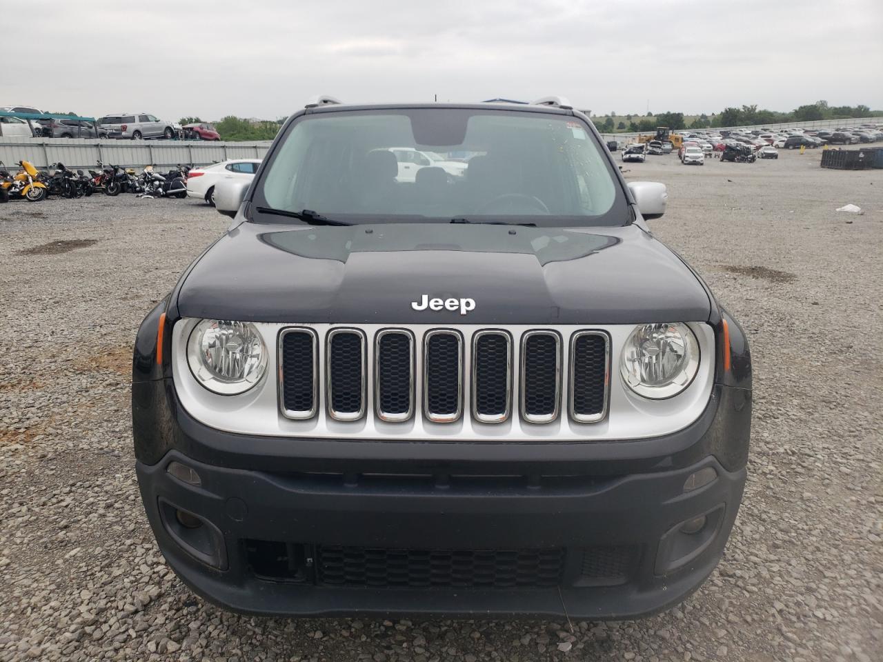 2015 Jeep Renegade Limited - Image 5
