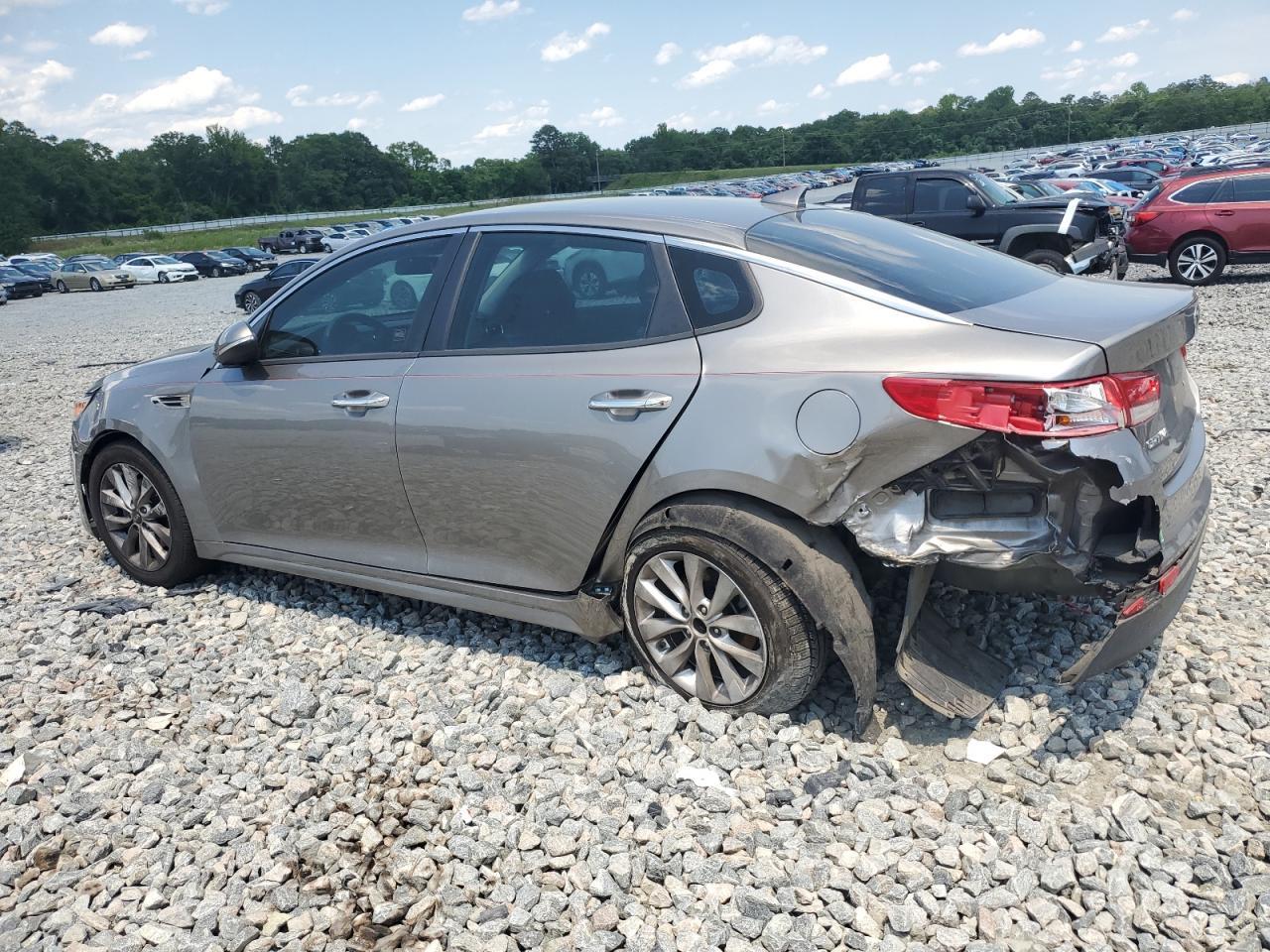 2017 Kia Optima Lx - Фото 2