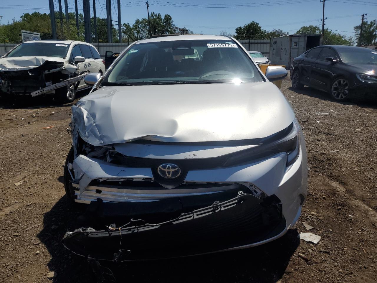 2025 Toyota Corolla Le - Фото 5