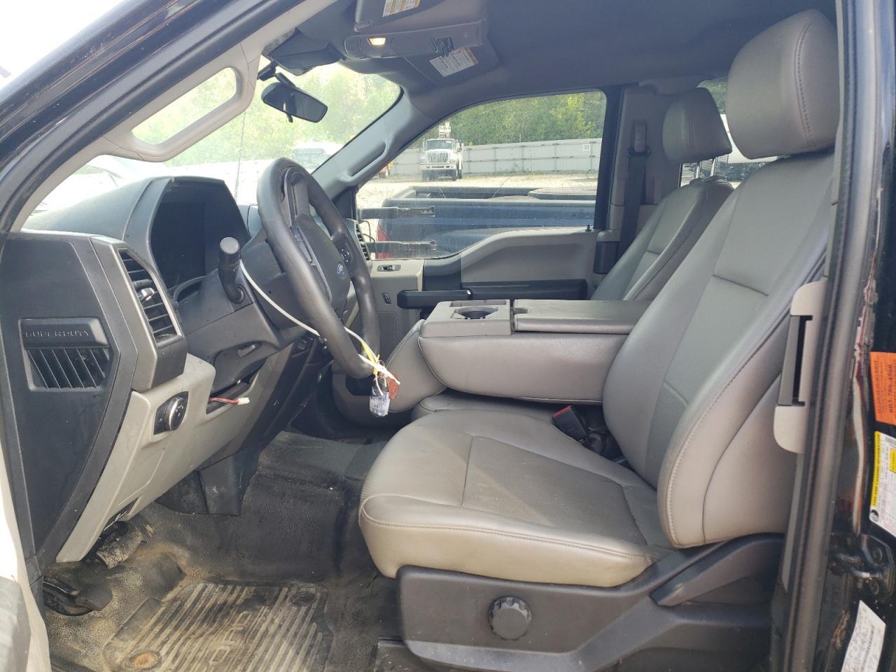 2022 Ford F350 Super Duty - Image 7