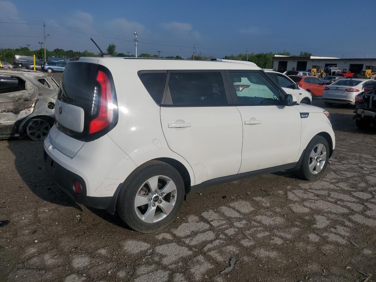 2017 Kia Soul - Фото 3