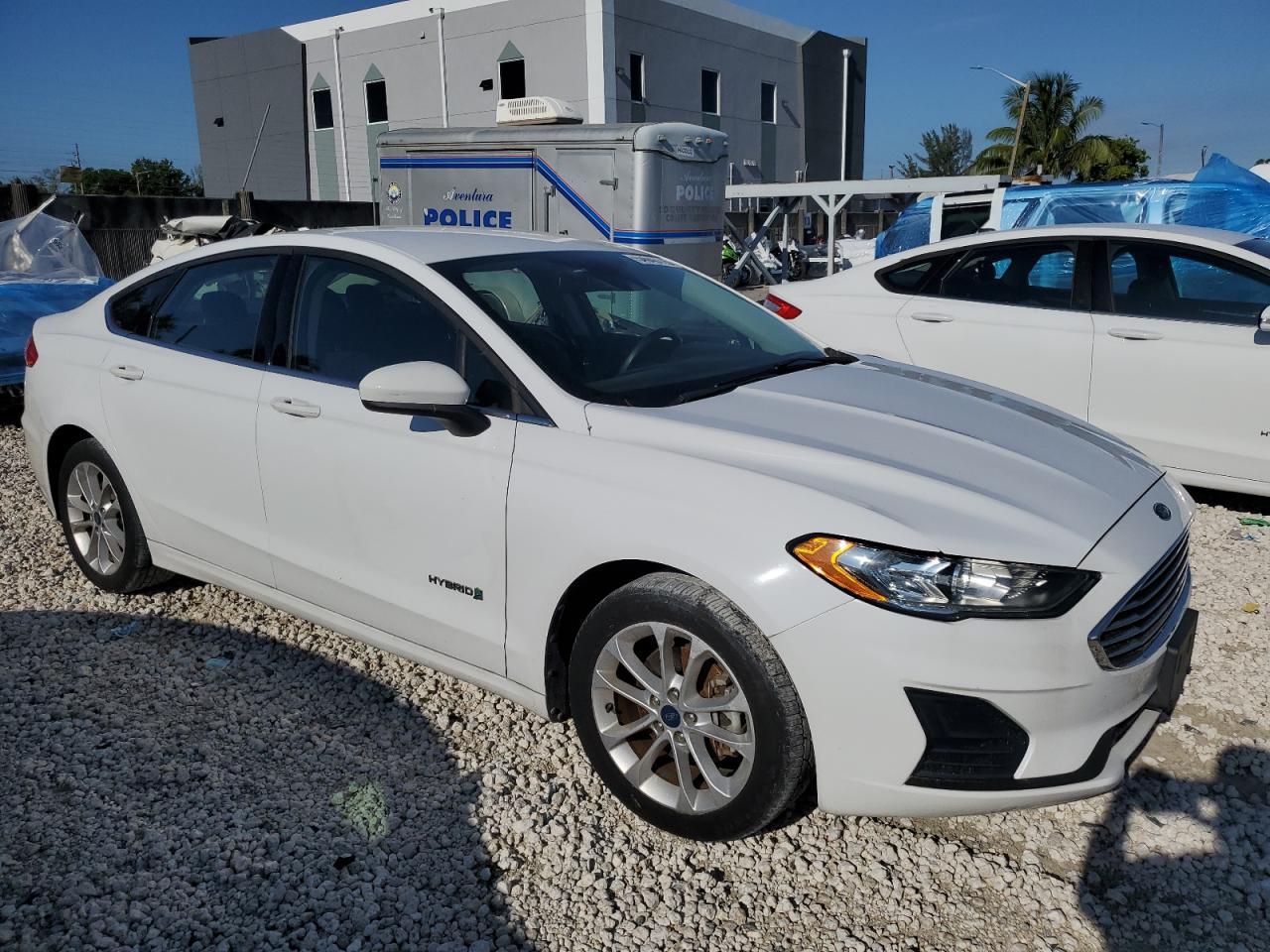 2019 Ford Fusion Se - Фото 4