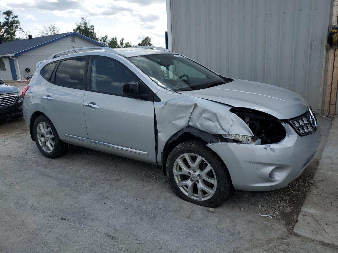 2011 Nissan Rogue S - Image 4