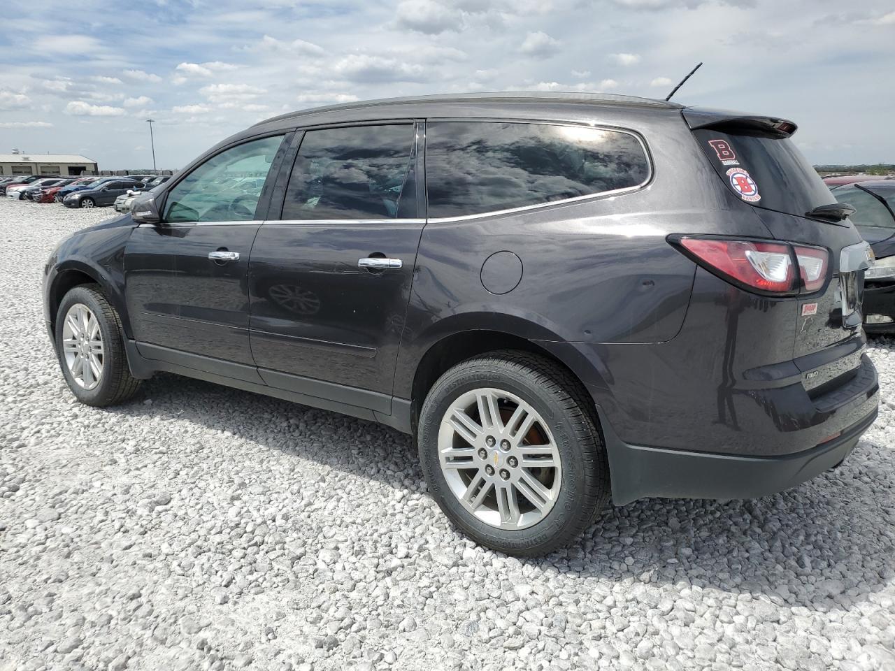 2015 Chevrolet Traverse Lt - Image 2