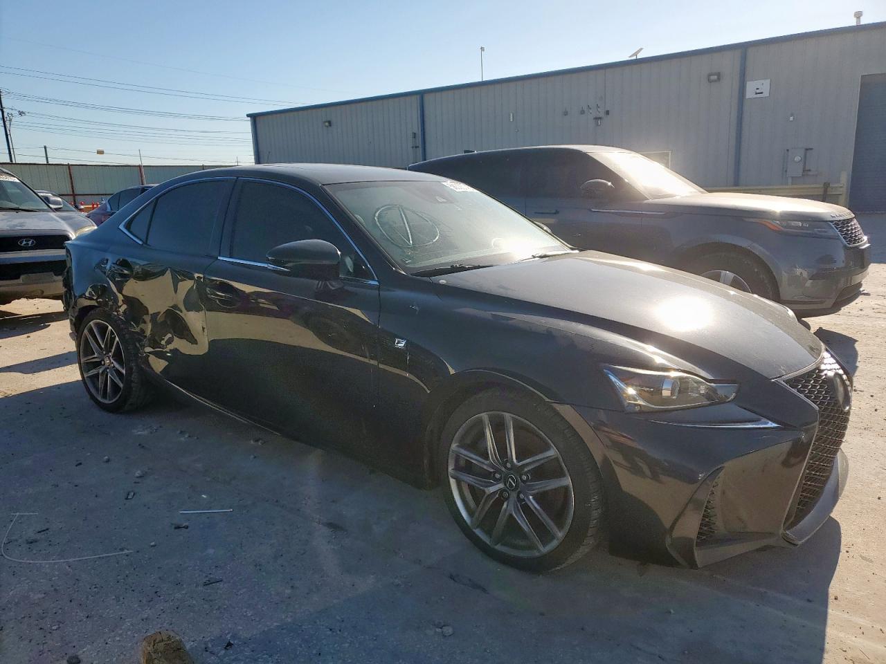 2017 Lexus Is 300 - Фото 4