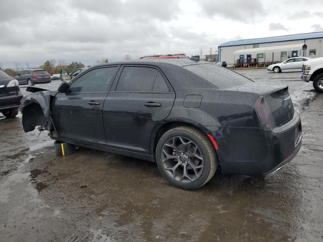2019 Chrysler 300 S - Фото 2